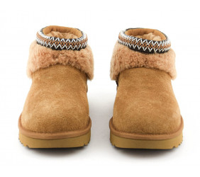 UGG Ultra Mini Lack Maxi Curly Boot Chestnut