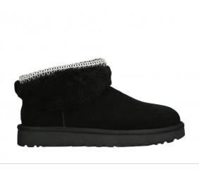 UGG Ultra Mini Lack Maxi Curly Boot Black