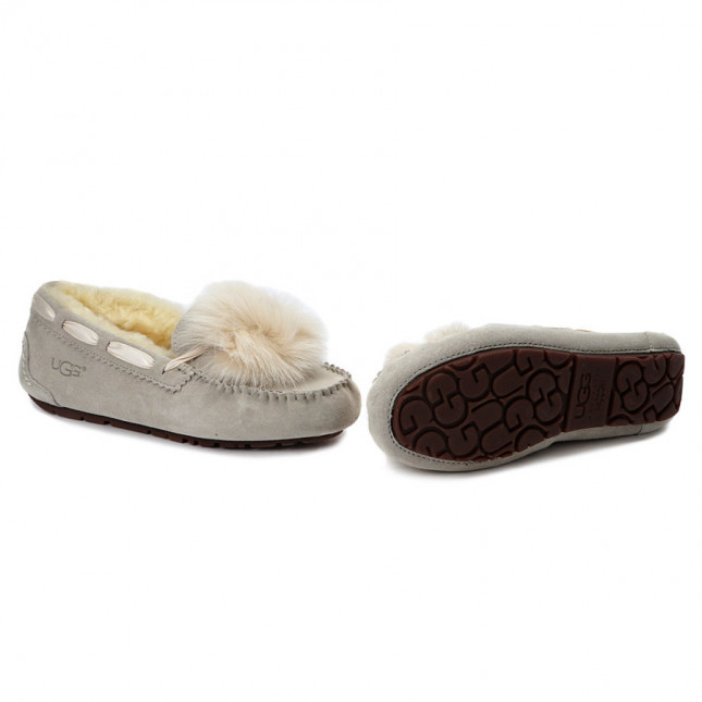 UGG Dakota Pom Pom Sand