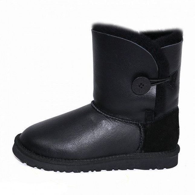 UGG Bailey Button Metallic Black