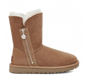 UGG Bailey Zip Short Chestnut
