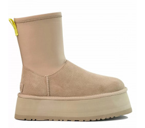 UGG Classic Dipper Boot Sand