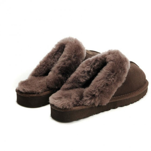 UGG Slippers Scufette Chocolate