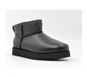 UGG Classic Sugar Ultra Mini Black