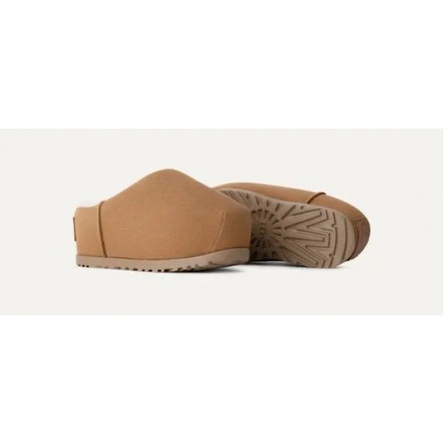 UGG Pumped Slide Chestnut