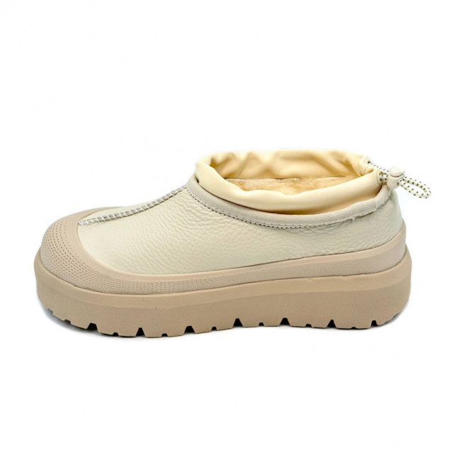 UGG Tasman Hybrid Leather Sand