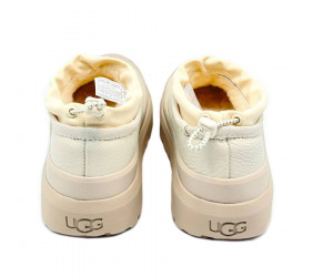 UGG Tasman Hybrid Leather Sand