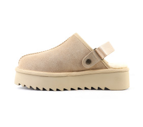 UGG Goldenstar Clog Platform Sand
