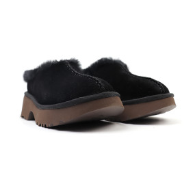 UGG New Heights Cozy Clog Black
