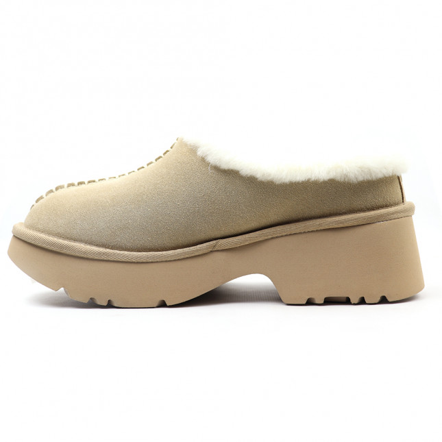 UGG New Heights Cozy Clog Sand