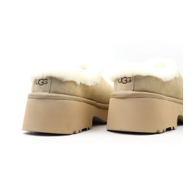 UGG New Heights Cozy Clog Sand