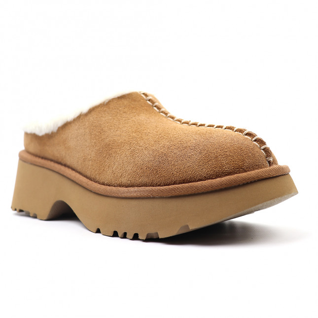 UGG New Heights Cozy Clog Chestnut